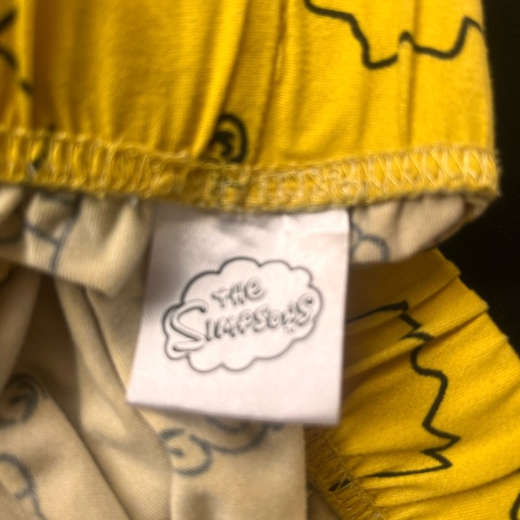 The Simpsons bundles Christmas Tee + 2 Piece Yellow /Black Sleepwear - Picture 9 of 17